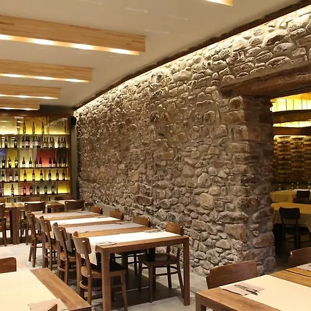 Diamo Hotel