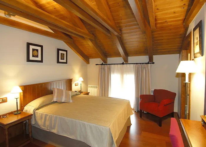 Diamo Hotell Castejón de Sos